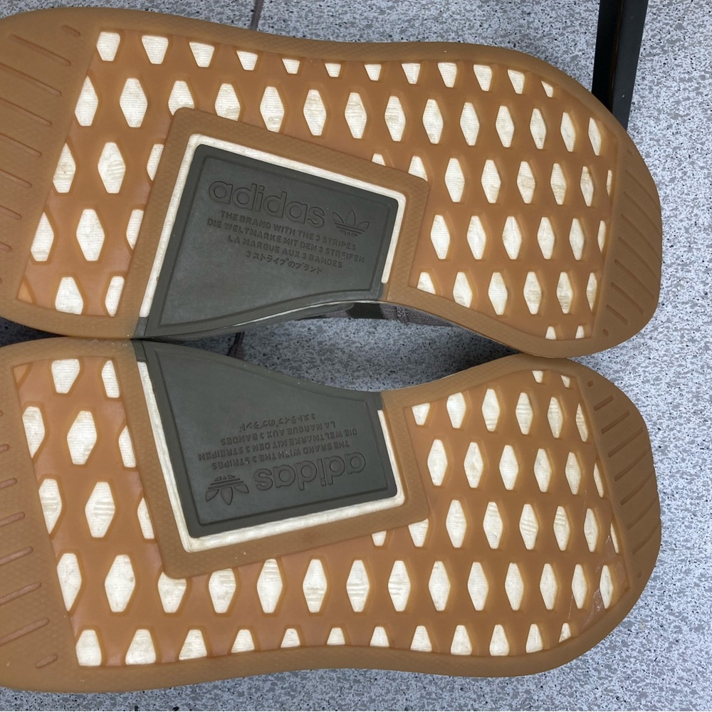 Adidas NMD R1 - Picture 8 of 8